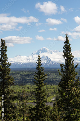 Alaska's Wrangell Mountains © cec72