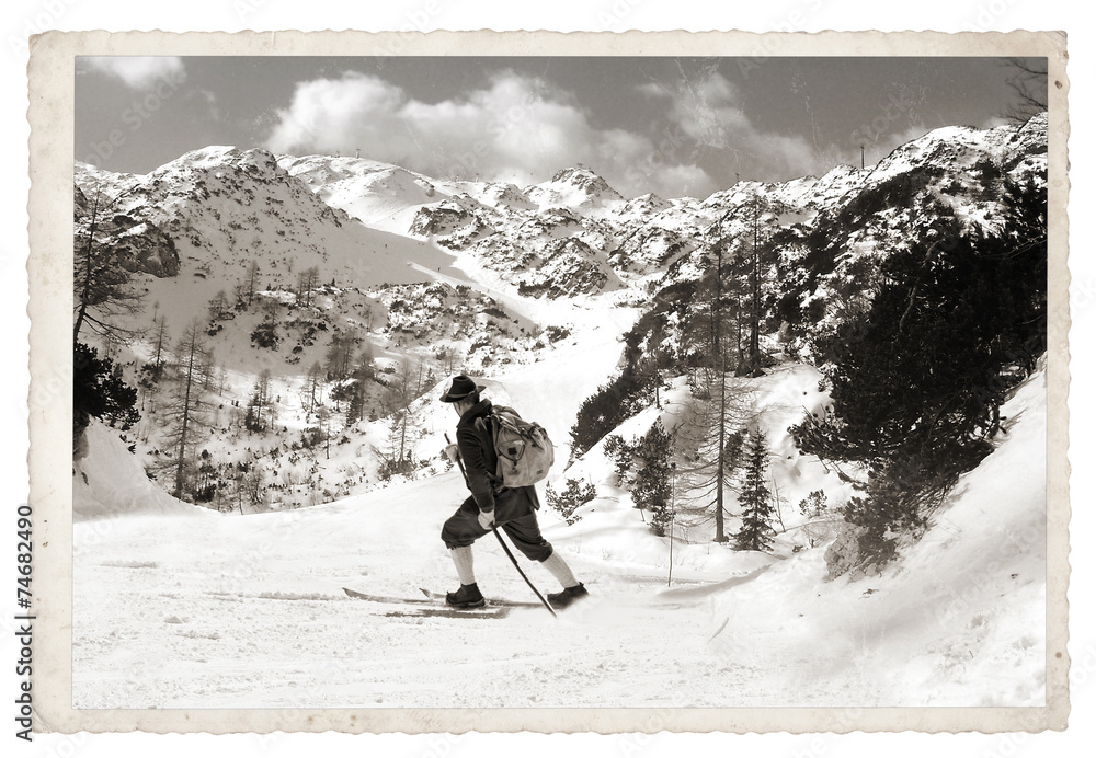 Black and white photos, Skier with vintage skis - obrazy, fototapety, plakaty 