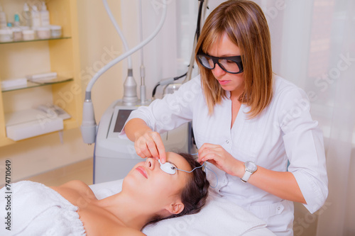 cosmetic treatments for the skin in the beauty salon