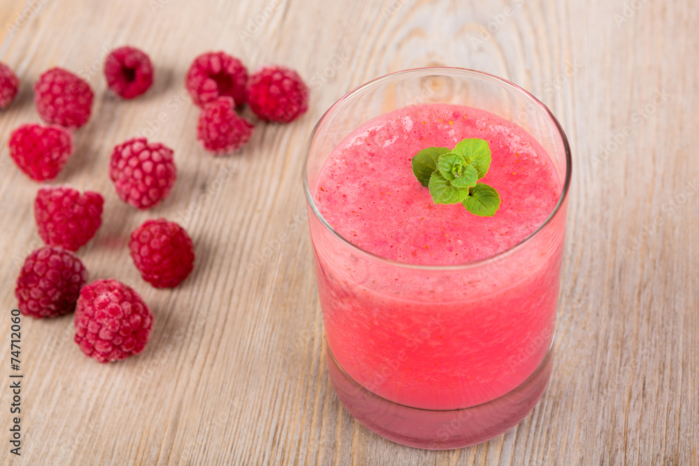 Strawberry and pomegranate healthy smoothie