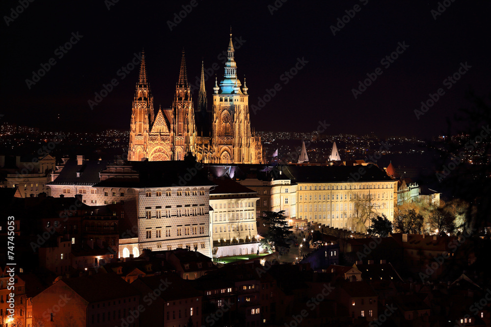 Fototapeta premium Night winter Prague City with the gothic Castle, Czech Republic