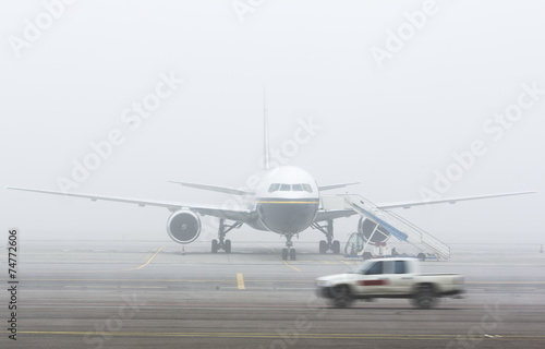 Airplane mist car