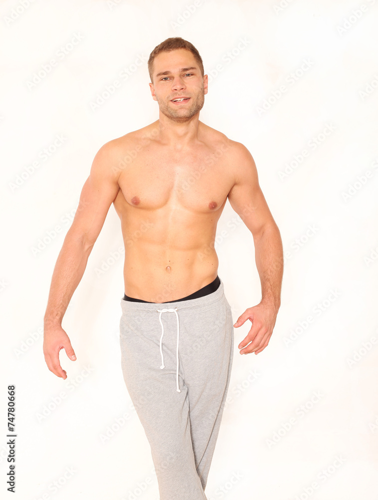 Fototapeta premium Junger muskulöser Sportler