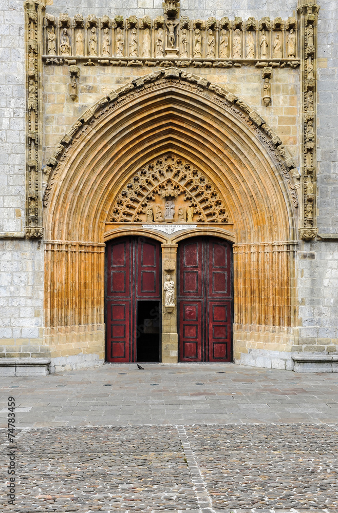 Porte entrée église Porte entrée église