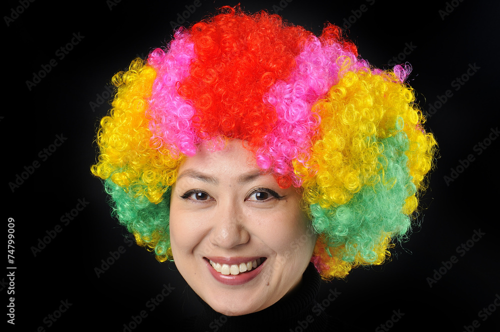 カラフルなアフロヘアーの女性の顔 Stock 写真 Adobe Stock