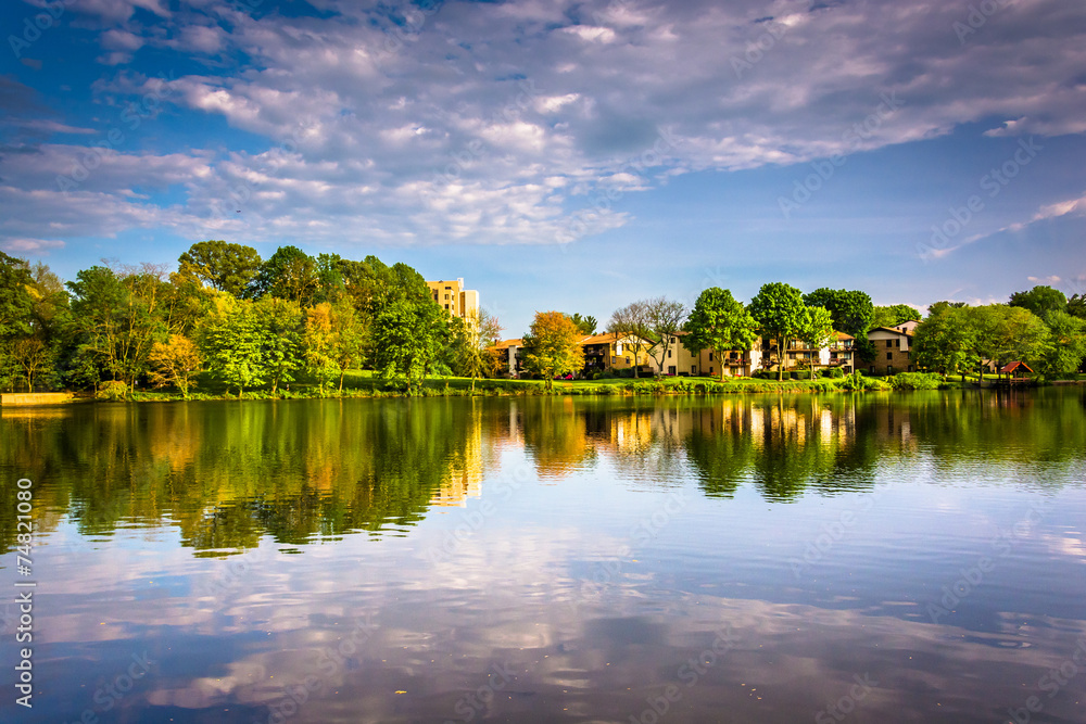 Evening reflections at Wilde Lake in Columbia, Maryland. Evening reflections at Wilde Lake in Columbia, Maryland.