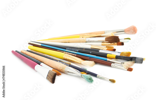 Pile of multiple different brushes