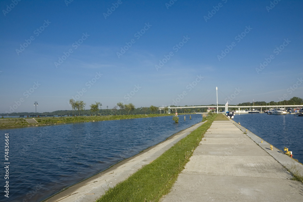 Concrete pier