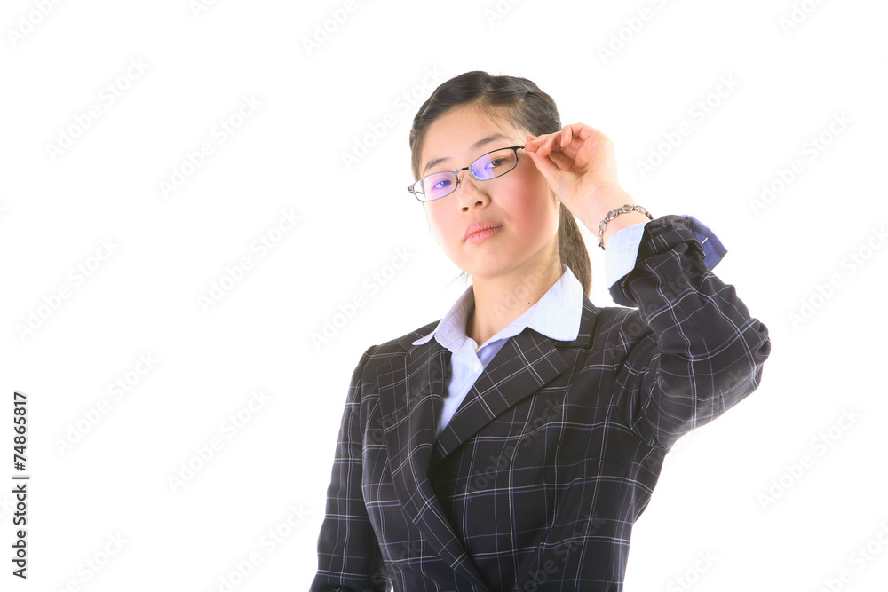앉아서 제스처 취하는 아시안 비즈니스 여성 앉아서 제스처 취하는 아시안 비즈니스 여성