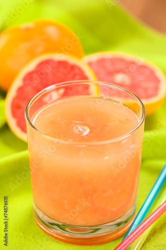 Freshly squeezed juice of the pink-fleshed grapefruit