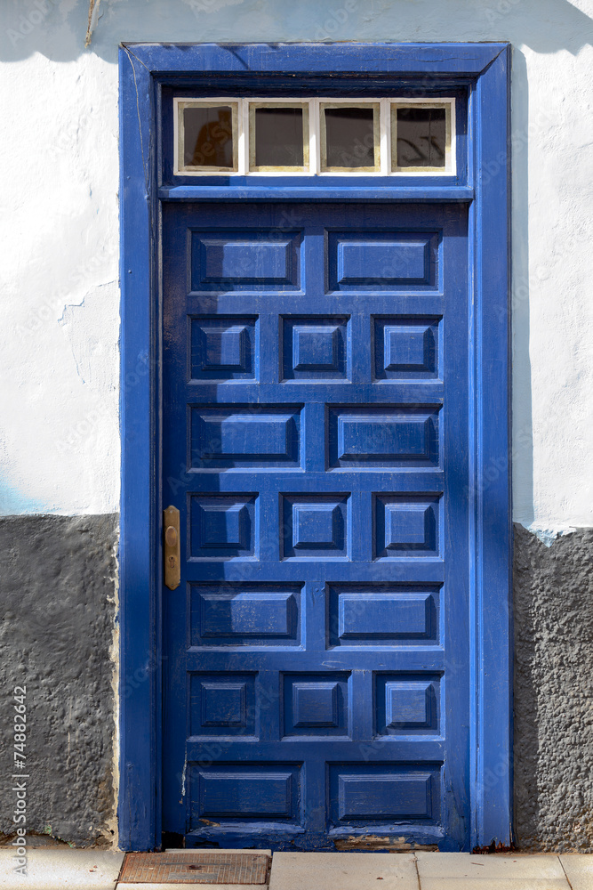Fototapeta premium Historic wooden door