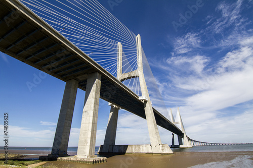 amazing bridge, Vasco da Gama