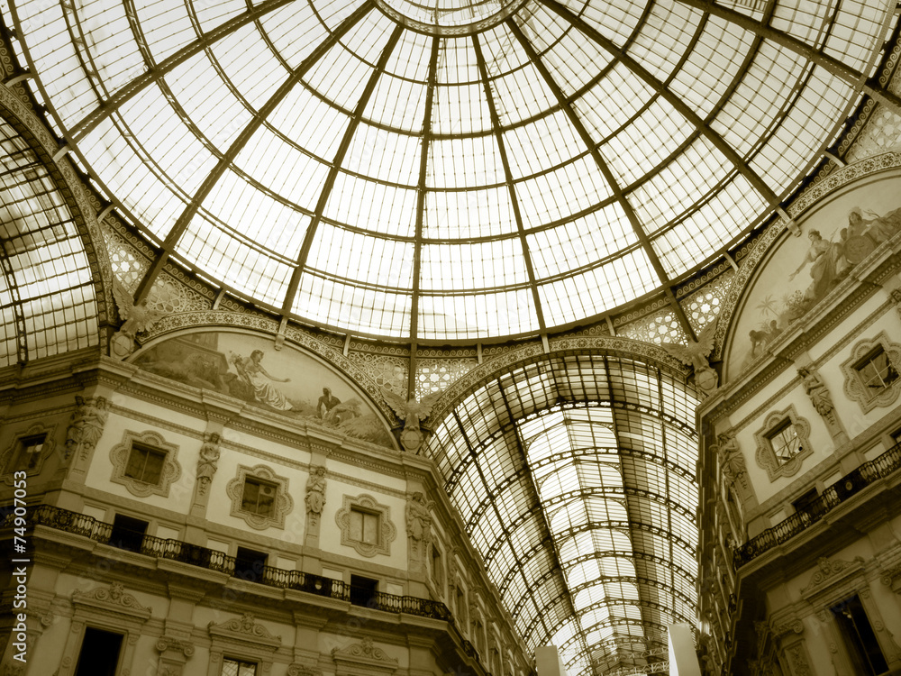 Galleria Vittorio Emanuele, Milano, Italy