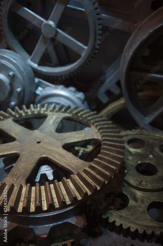 Obraz premium Machine Cogs in Large Motor Close-Up