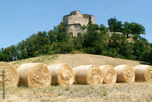 Castle Rossena on Emilia Romagna photo