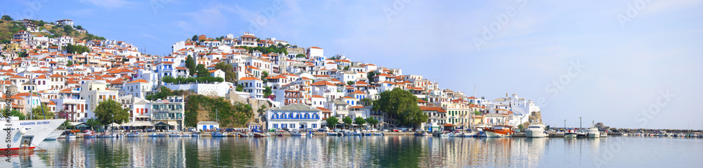 Panoramic foto of Skopelos city