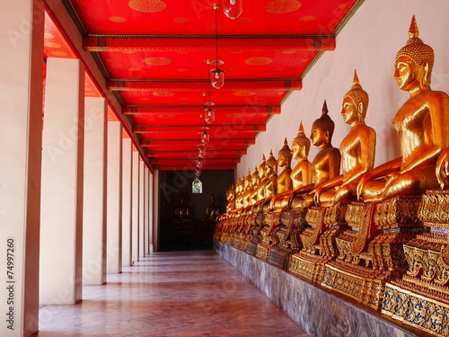 Buddha image in a row at Wat Pho