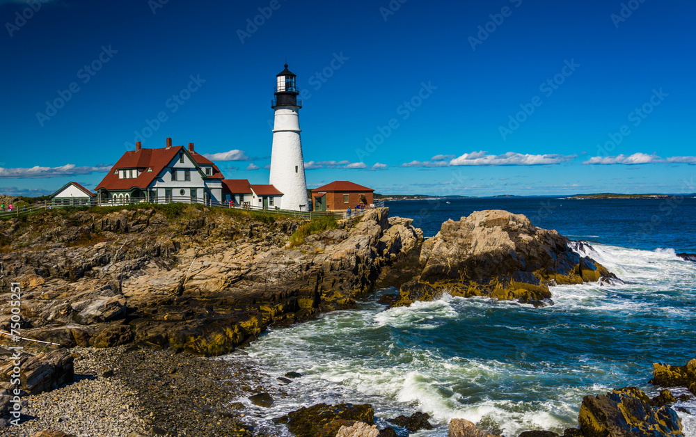 Portland Head Lighthouse and the Atlantic Ocean at Fort Williams