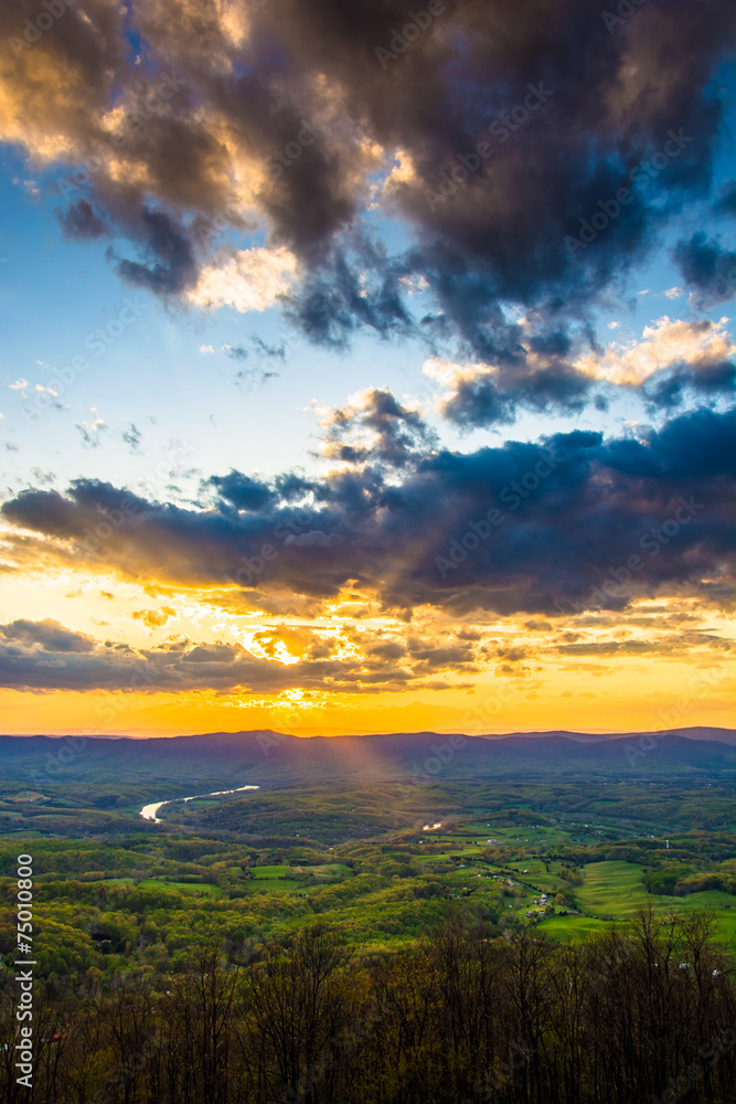 Sunset over the Shenandoah Valley from Skyline Drive in Shenando