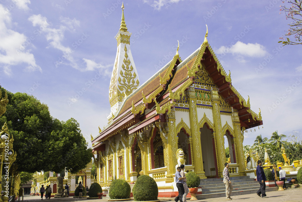 Naklejka premium Wat Phra That Phanom Nakhon Phanom