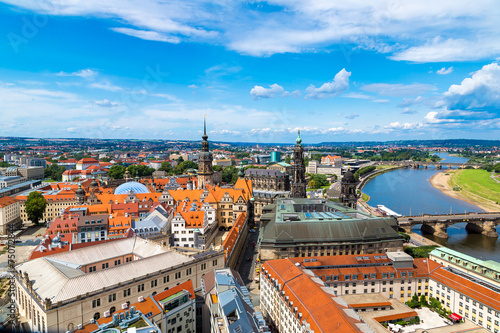Panoramic view of Dresden © Sergii Figurnyi