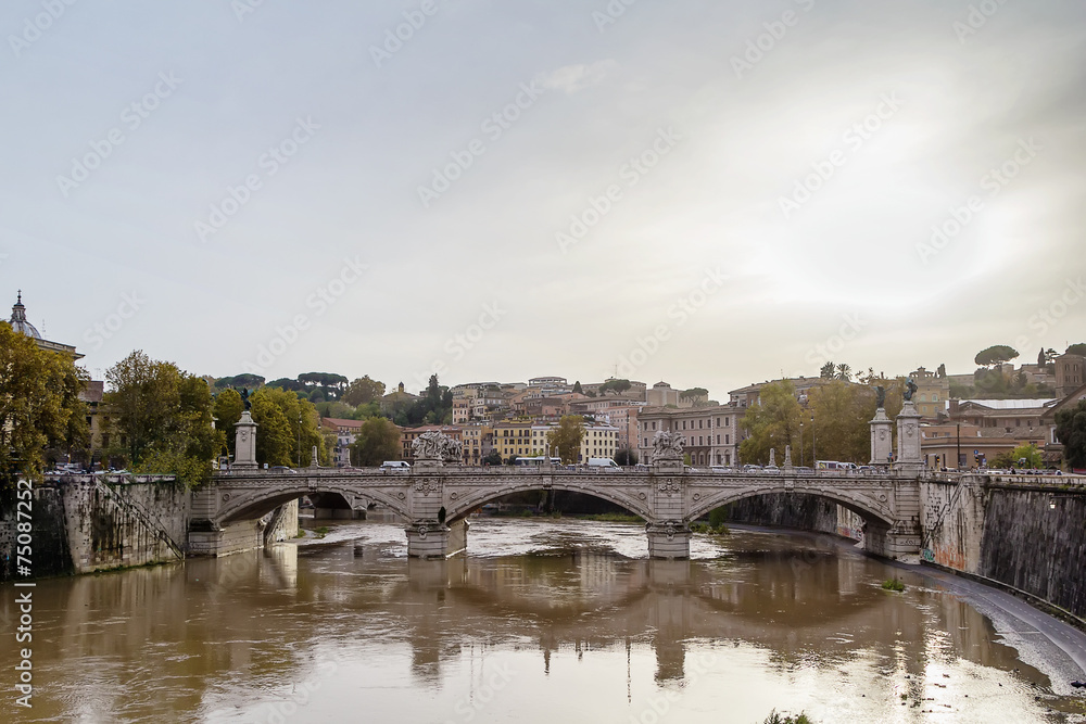 Ponte Vittorio Emanuele II, Rome