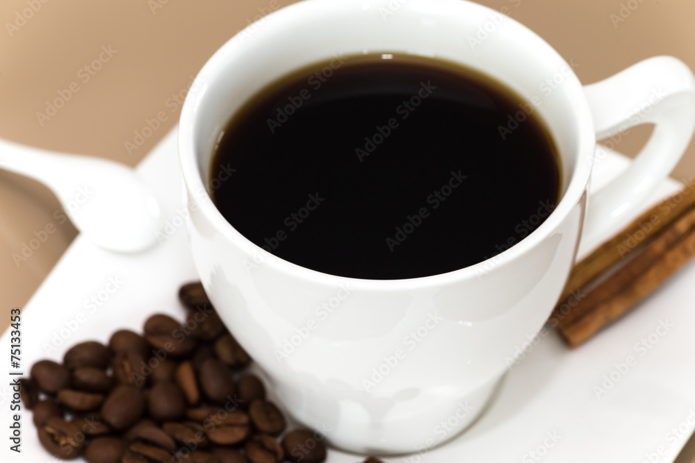 Heißer Kaffee mit Dekoration Heißer Kaffee mit Dekoration
