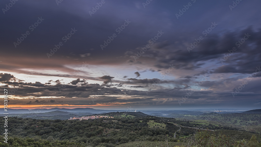 Tormenta al atardecer