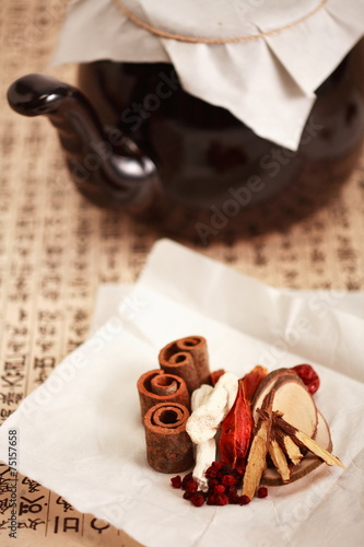 한국 전통 한약 재료 