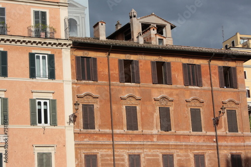 PROSPETTI DI PALAZZO STORICO