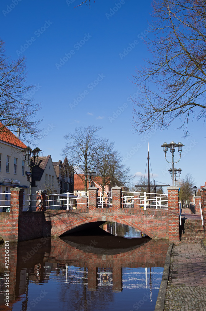 Obraz premium Stadt Papenburg - am Hauptkanal, Deutschland