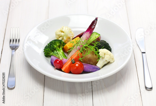 Wallpaper Mural vegetarian salad Torontodigital.ca