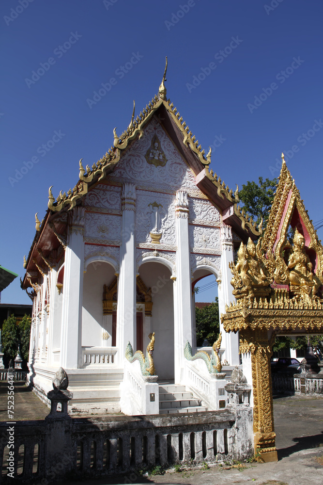 Buddhastatue in Tempel in Thailand Buddhastatue in Tempel in Thailand
