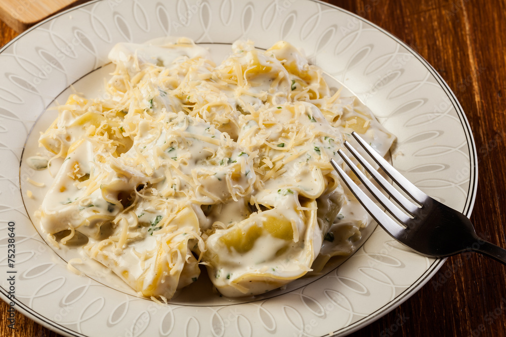 Italian tortellini in cream sauce Italian tortellini in cream sauce