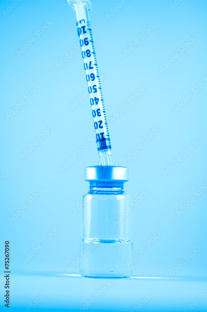 Injection vial and syringe Injection vial and syringe