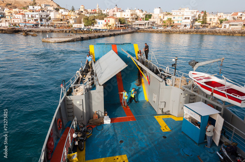 The ferry to Agia Roumeli leaves the pier of Paleochora photo