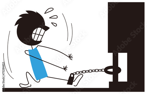 鎖で繋がれた男性