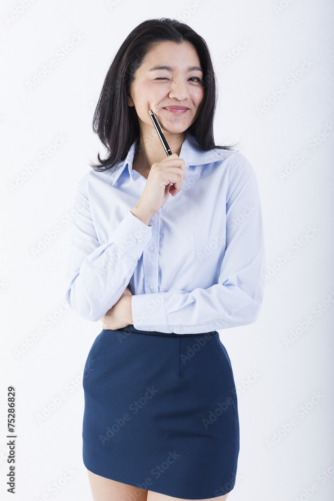 事務職の若い女性 事務職の若い女性