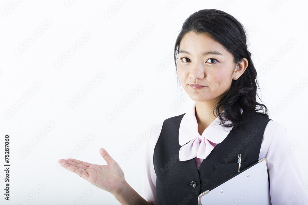 綺麗な事務職のOL