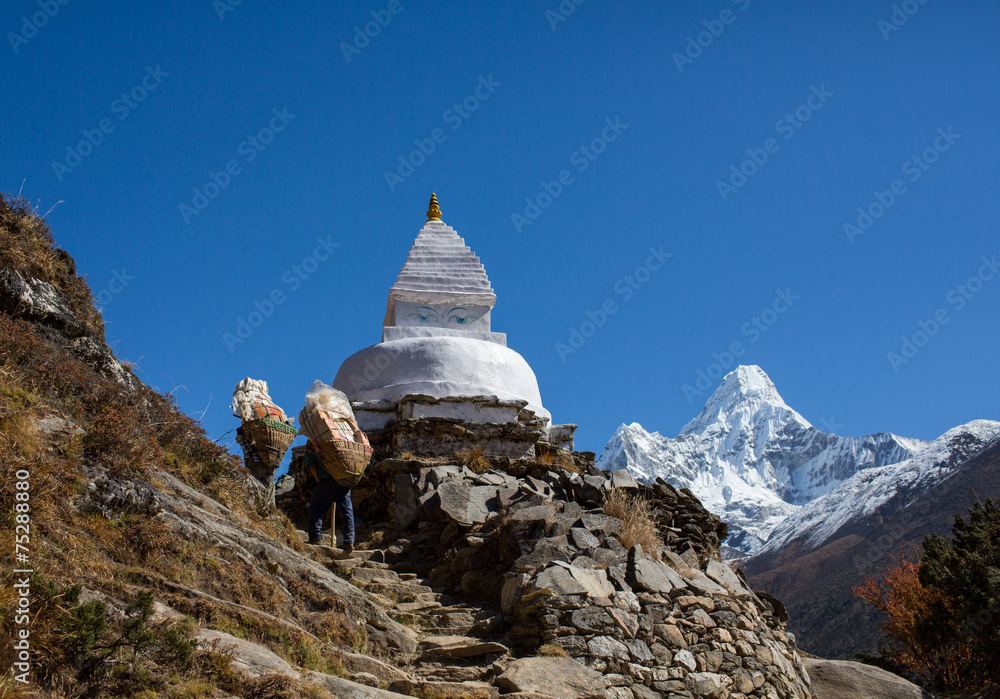 Sherpa work in Nepal