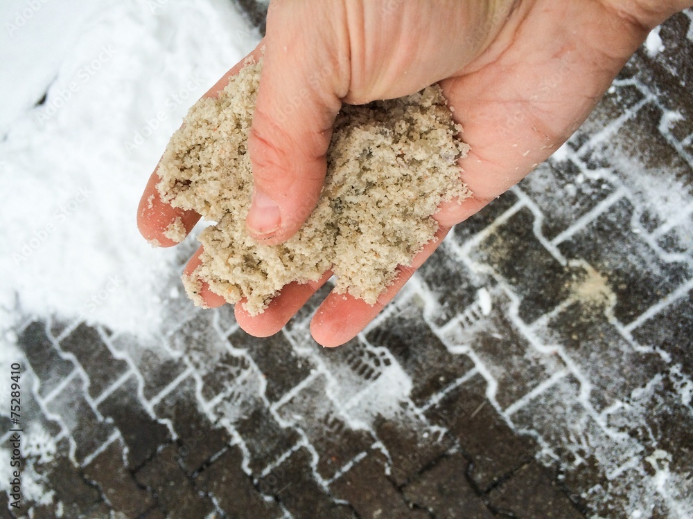 Obraz premium Streusalz im Winter