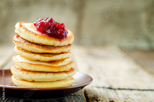 pancakes with berry jam