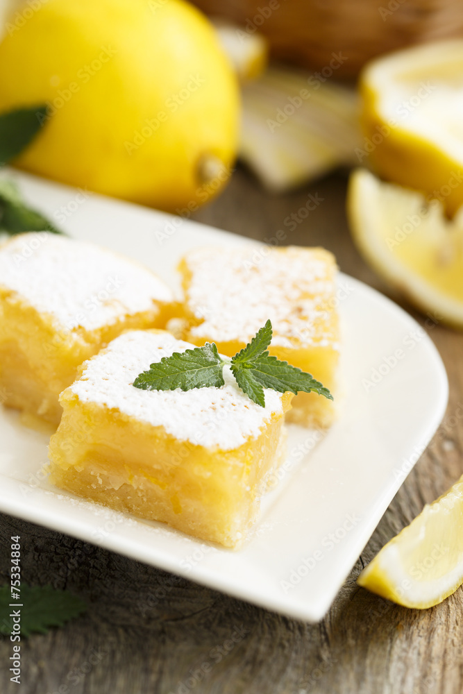 Lemon bars Lemon bars
