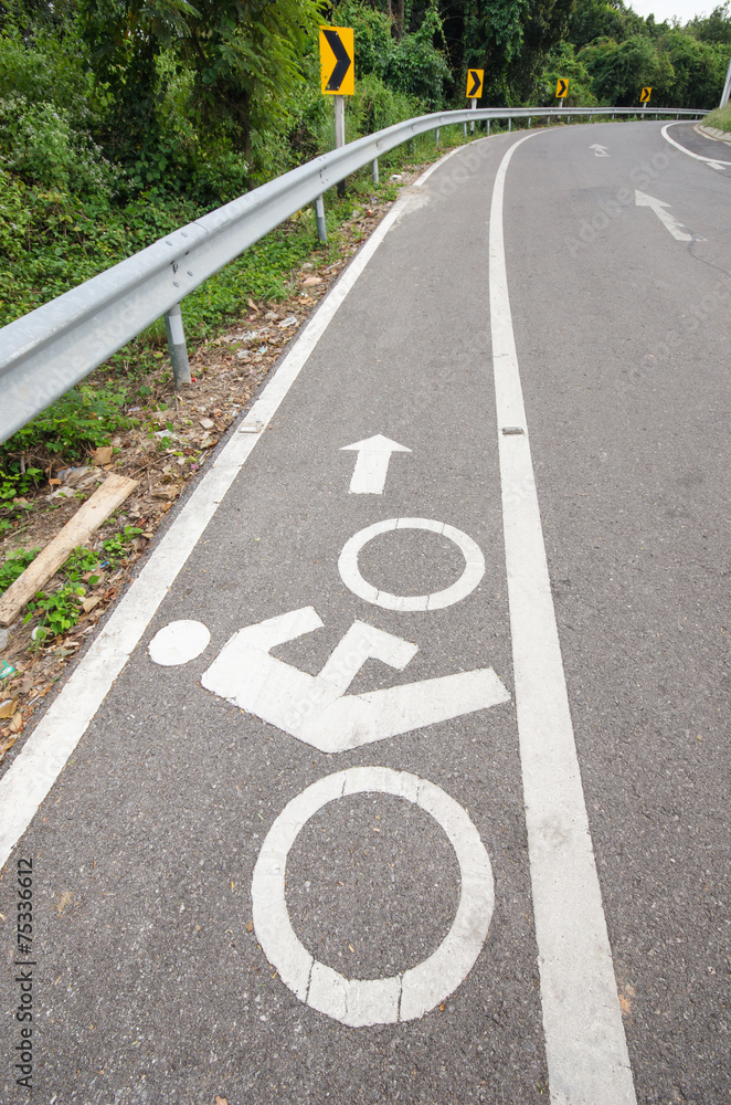 Fototapeta premium Bicycle route sign