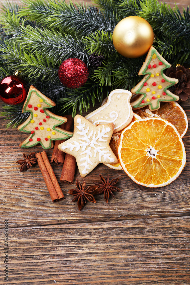 gingerbread cookies with slices of orange and Christmas gingerbread cookies with slices of orange and Christmas