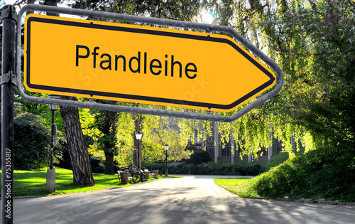 Strassenschild 25 - Pfandleihe