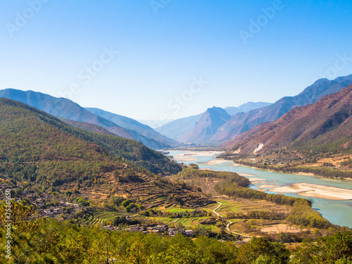 first curve yangtze river photo