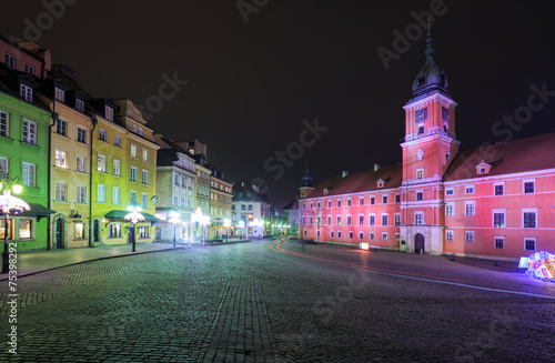 Highlighted in Warsaw Royal Castle and Castle Square at night #75398292