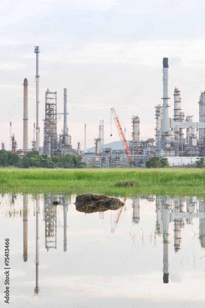 Fototapeta premium Industrial plant power station