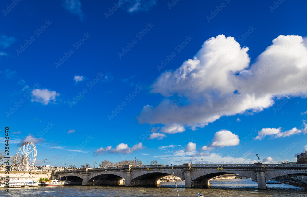パリ　セーヌ川　コンコルド橋